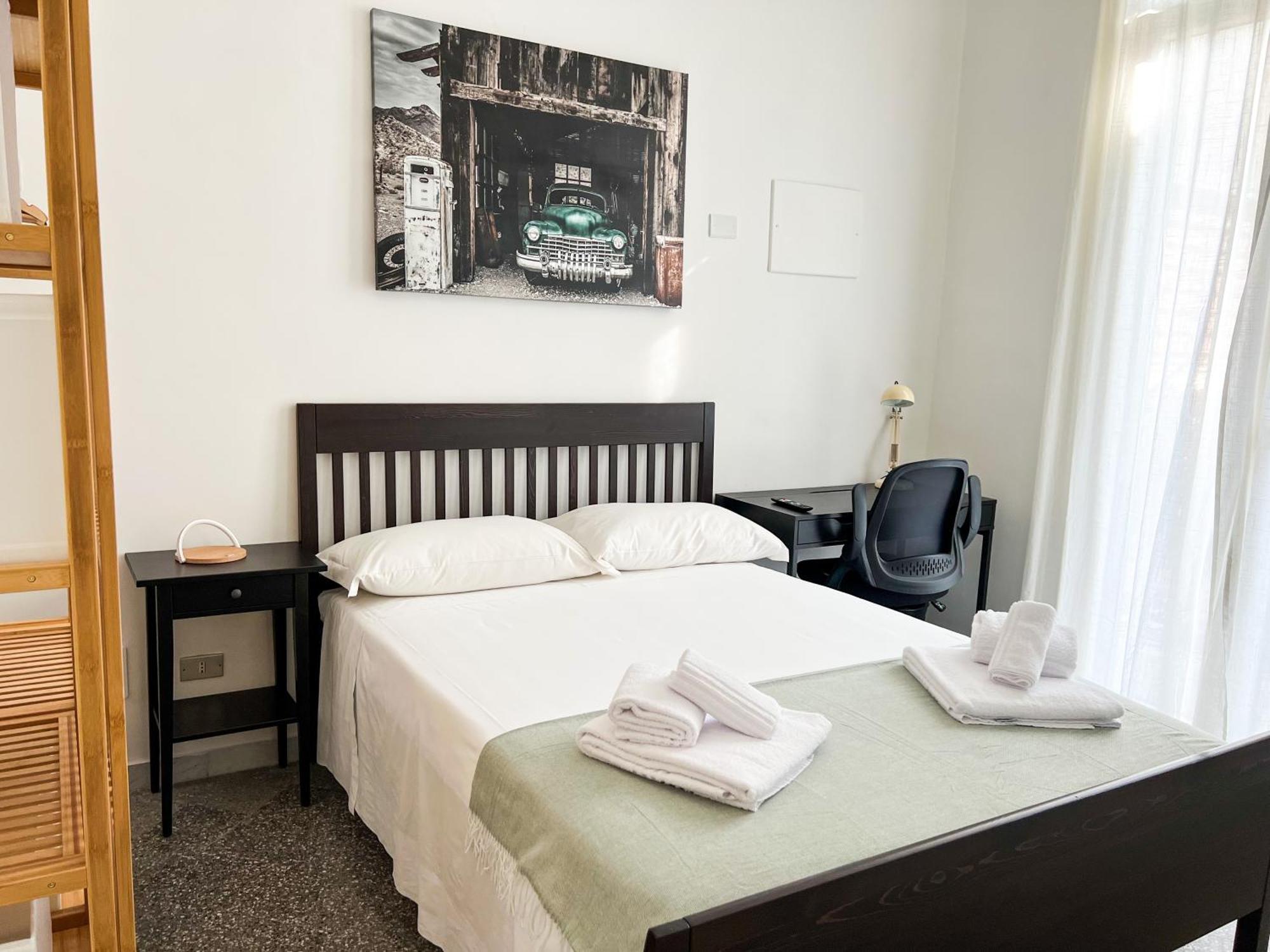 Отель Bari Centro Harmony House Экстерьер фото